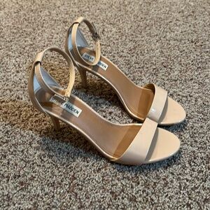 Steve Madden Nude Heels with Ankle Strap; Sz 9